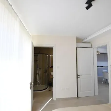 Luxury Penthouse - Valley Views & Prime Location Appartamento *